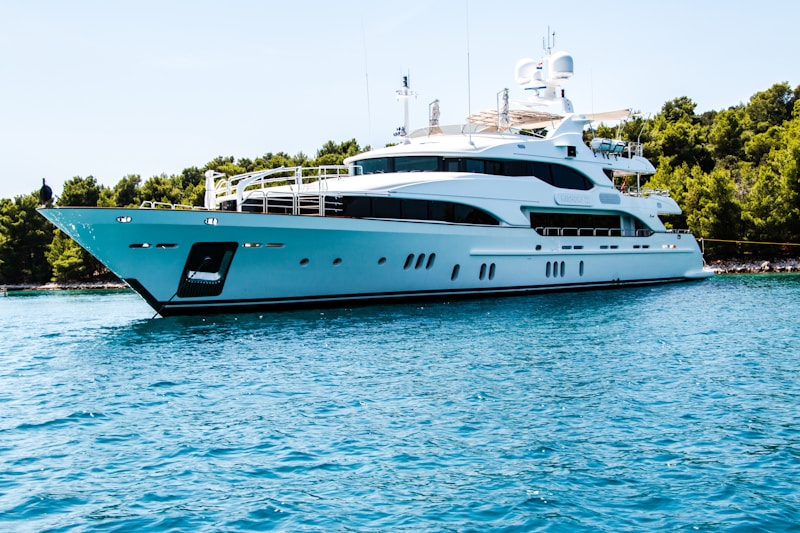 Dubai Marina Luxury Yacht Cruise